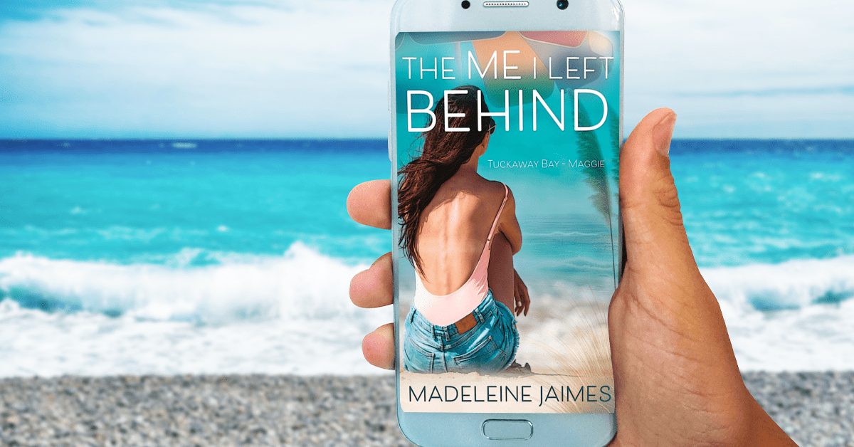 The Me I Left Behind: Maggie's Story (Tuckaway Bay 4)